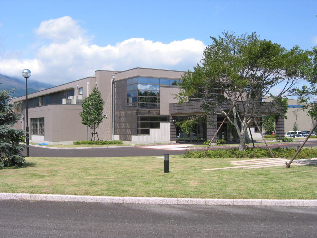 樫山金型工業株式会社