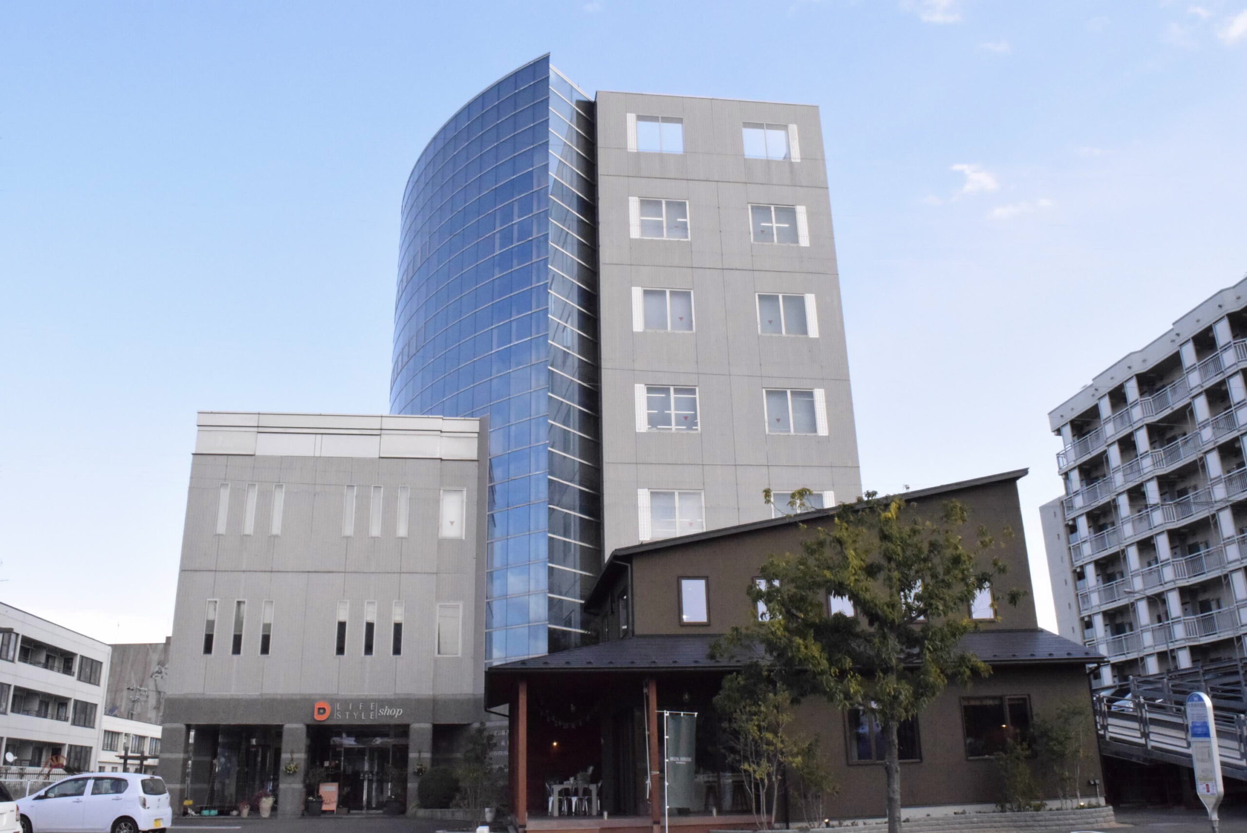 飯島建設株式会社